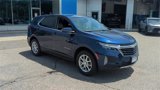 Used 2023 Chevrolet Equinox LT image 2