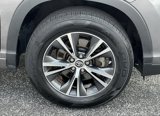Used 2018 Toyota Highlander LE image 5