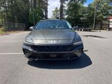 Certified 2024 Hyundai Elantra Limited image 3