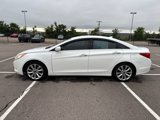 Used 2013 Hyundai Sonata SE image 2