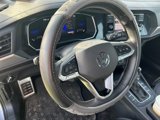 Used 2023 Volkswagen Jetta Sport image 3