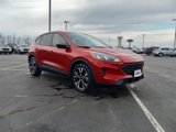 Used 2022 Ford Escape SE w/ SE Sport Appearance Package image 4