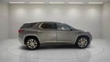 Used 2019 Chevrolet Traverse Premier image 2