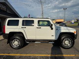 Used 2007 HUMMER H3 image 2