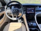 Used 2023 Jeep Grand Cherokee 4WD 4xe image 2
