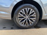 Used 2021 Volkswagen Jetta SE w/ SE Cold Weather Package image 5