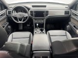Certified 2021 Volkswagen Atlas Cross Sport SE image 3