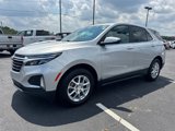 Used 2022 Chevrolet Equinox LT w/ Driver Convenience Package image 2