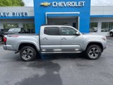 Used 2018 Toyota Tacoma TRD Sport image 3