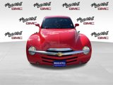 Used 2004 Chevrolet SSR w/ Preferred Equipment Group image 2