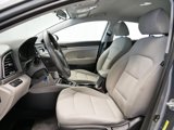 Used 2017 Hyundai Elantra SE image 3