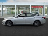 Used 2023 Nissan Altima 2.5 SV image 3