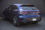Certified 2024 Porsche Macan image 3