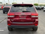 Used 2020 Jeep Grand Cherokee Laredo image 4