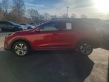 Used 2022 Kia Niro EX image 6