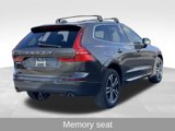 Used 2020 Volvo XC60 T6 Momentum image 4