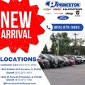 Used 2017 Chevrolet Malibu LT image 2