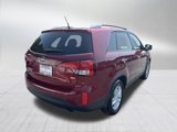 Used 2015 Kia Sorento LX image 6