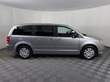 Used 2016 Dodge Grand Caravan SE w/ Quick Order Package 29E SE image 2