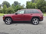 Used 2023 Jeep Grand Cherokee Limited w/ Luxury Tech Group II image 5