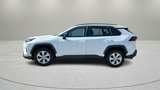 Used 2021 Toyota RAV4 LE image 6