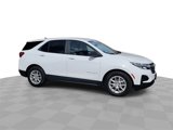 Certified 2022 Chevrolet Equinox LS w/ LS Convenience Package image 2