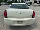 Used 2007 Chrysler 300 image 2