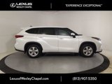 Used 2023 Toyota Highlander L image 2
