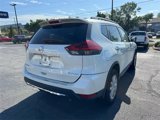 Used 2018 Nissan Rogue SV image 4