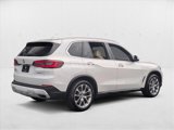 Used 2022 BMW X5 xDrive40i w/ Premium Package image 5