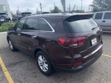 Used 2019 Kia Sorento LX image 2