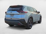 Used 2022 Nissan Rogue SV image 4