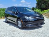 New 2025 Chrysler Voyager LX image 2