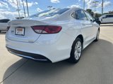 Used 2016 Chrysler 200 Limited w/ Convenience Group image 4