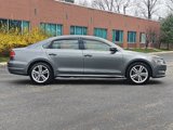 Used 2015 Volkswagen Passat TDI SE image 2