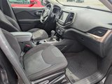 Used 2016 Jeep Cherokee Latitude w/ Cold Weather Group image 5