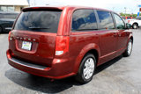Used 2018 Dodge Grand Caravan SE w/ UConnect Hands-Free Group image 4