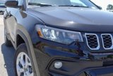 New 2025 Jeep Compass Latitude image 3