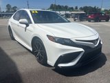 Used 2022 Toyota Camry SE image 5