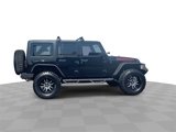 Used 2017 Jeep Wrangler Unlimited Rubicon w/ Cold Weather Group image 3