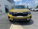 Certified 2024 Kia Seltos SX w/ SX Sunroof Package image 2