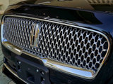 Used 2017 Lincoln Continental Reserve w/ Climate Package image 4