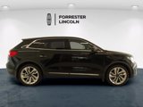 Used 2017 Lincoln MKX Reserve w/ Driver Assistance Package image 2