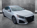 Used 2023 Nissan Altima 2.5 SV image 3