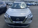 Used 2021 Nissan Rogue SV image 2