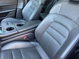 Used 2022 Porsche Taycan image 5