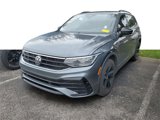 Used 2023 Volkswagen Tiguan SE R-Line image 2