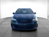 New 2025 Chrysler Pacifica Select image 2