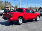 Used 2022 Nissan Frontier SV image 3