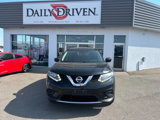 Used 2016 Nissan Rogue S image 2